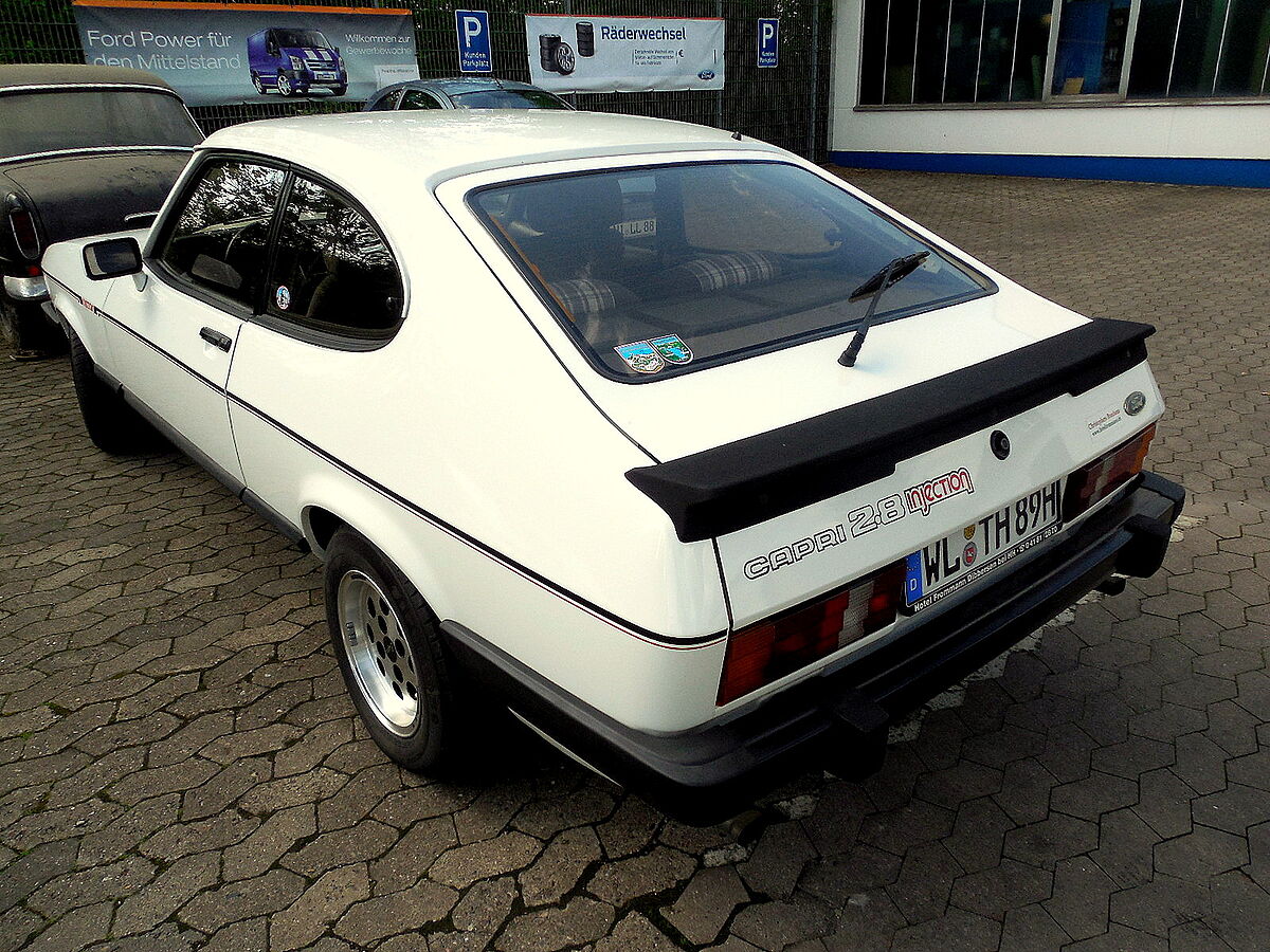 Auch dieses Schätzchen war bei uns zur Reparatur: Capri 2.8i