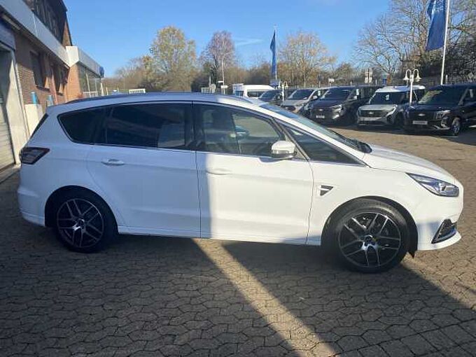 Ford S-MAX Titanium TDCI 7-Sitzer 1. Hdn.