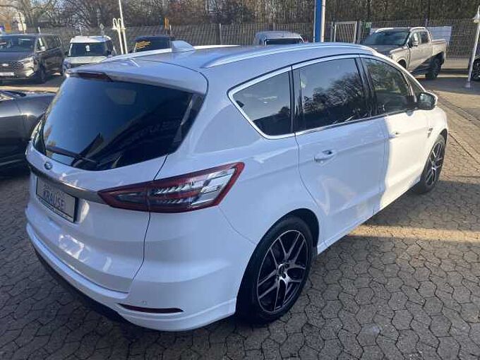 Ford S-MAX Titanium TDCI 7-Sitzer 1. Hdn.