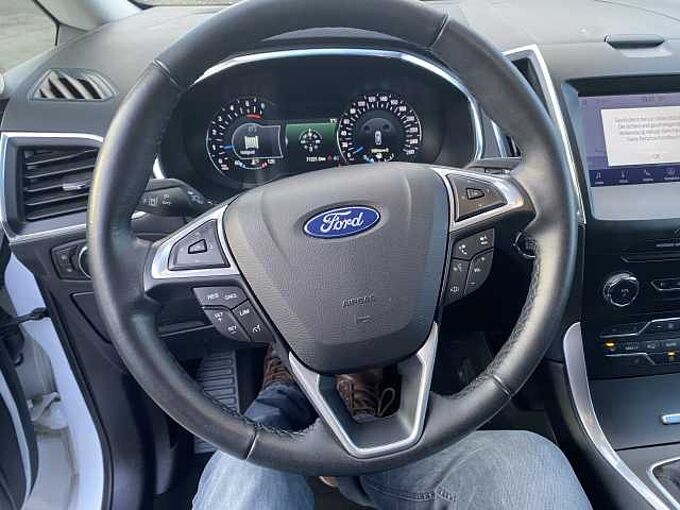 Ford S-MAX Titanium TDCI 7-Sitzer 1. Hdn.