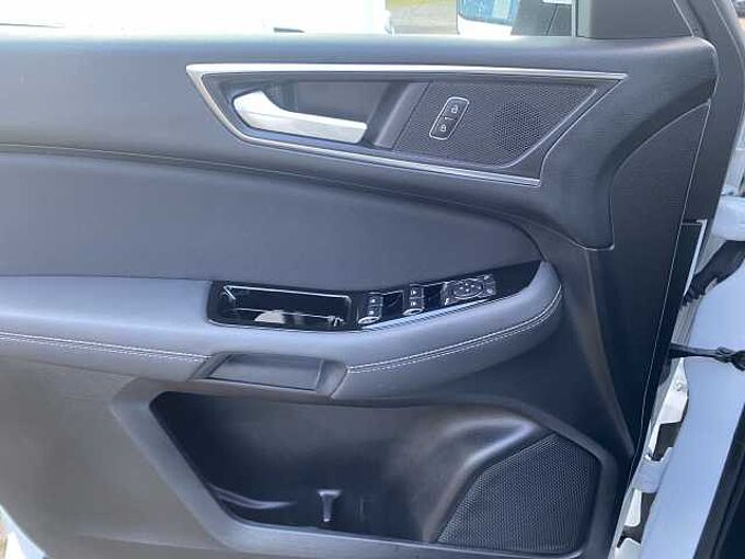 Ford S-MAX Titanium TDCI 7-Sitzer 1. Hdn.