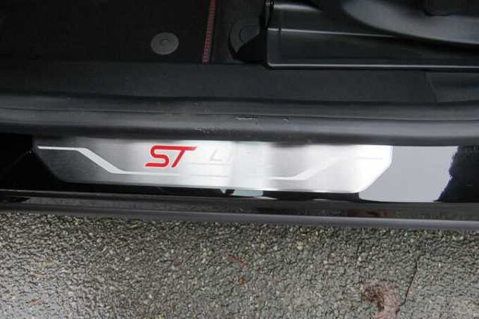 Ford Puma ST-Line X Hybrid Automatic Matrix B&O