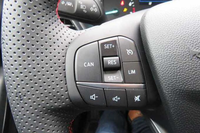 Ford Puma Hybrid ST-LINE Design Winterpaket