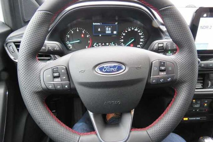 Ford Puma Hybrid ST-LINE Design Winterpaket