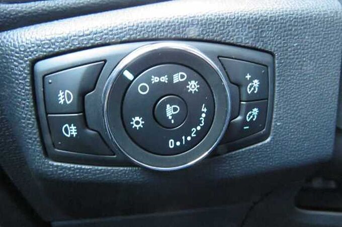 Ford EcoSport ST-Line B&O RFK Navi AHK