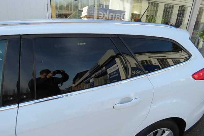 Ford Focus Turnier Titanium Navi AHK 85TKM