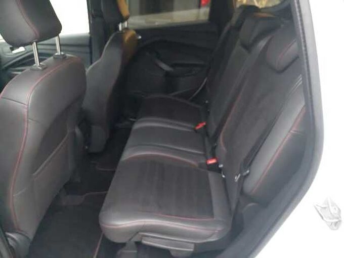 Ford Kuga 1.5 ST-Line/Navi