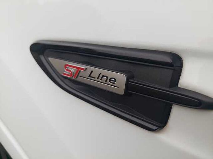 Ford Kuga 1.5 ST-Line/Navi