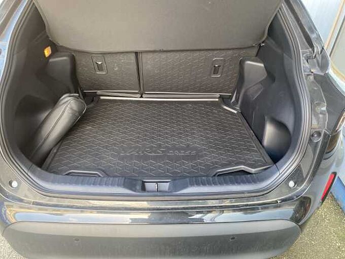 Toyota Yaris Cross Automatic Hybrid 11TKM