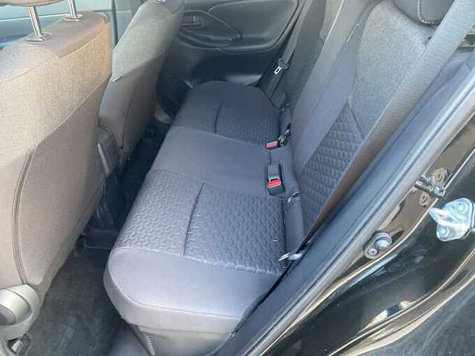 Toyota Yaris Cross Automatic Hybrid 11TKM