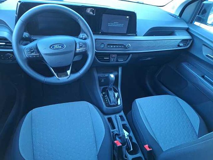 Ford Tourneo Courier Titanium Automatic