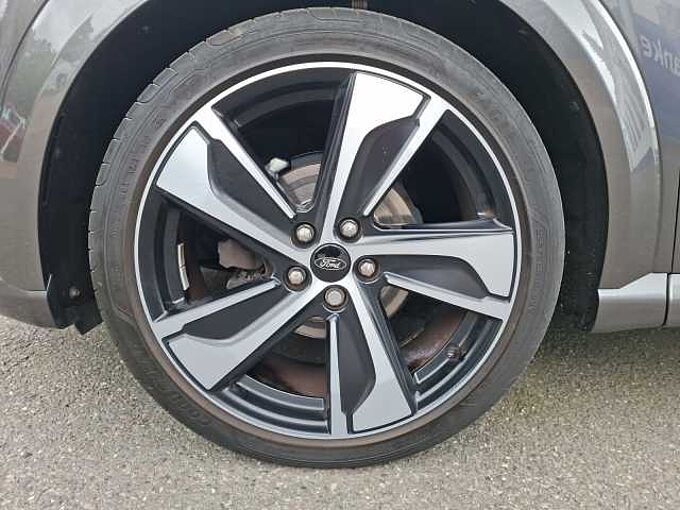 Ford Puma Vignale Autom AHK Leder B&O RFK