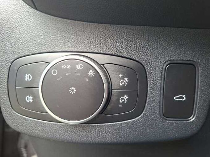 Ford Puma Vignale Autom AHK Leder B&O RFK