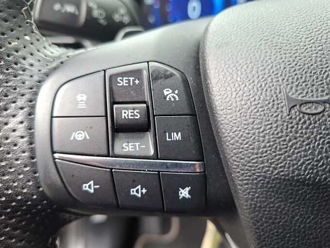 Ford Puma Vignale Autom AHK Leder B&O RFK