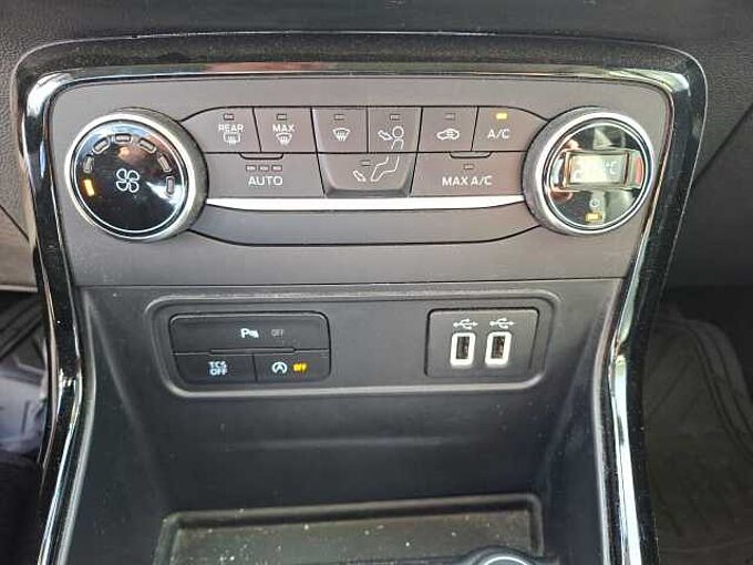 Ford EcoSport Titanium Automatic 17 TKM