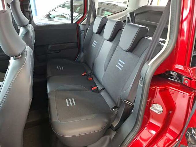 Ford Tourneo Courier Active Automatic
