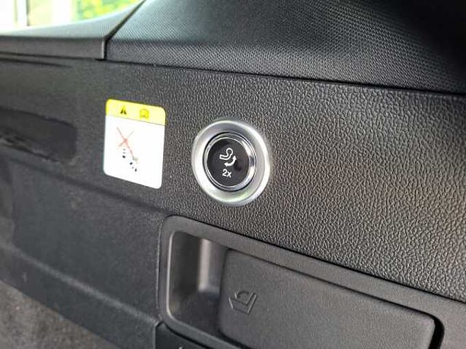 Ford Focus ST X Turnier Automatik Recaro AHK