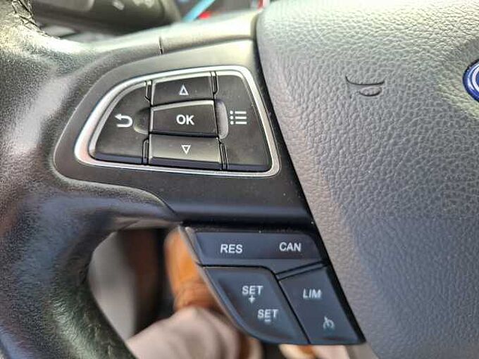 Ford ECOSPORT Cool & Connect /Winterpaket 1. Hdn.