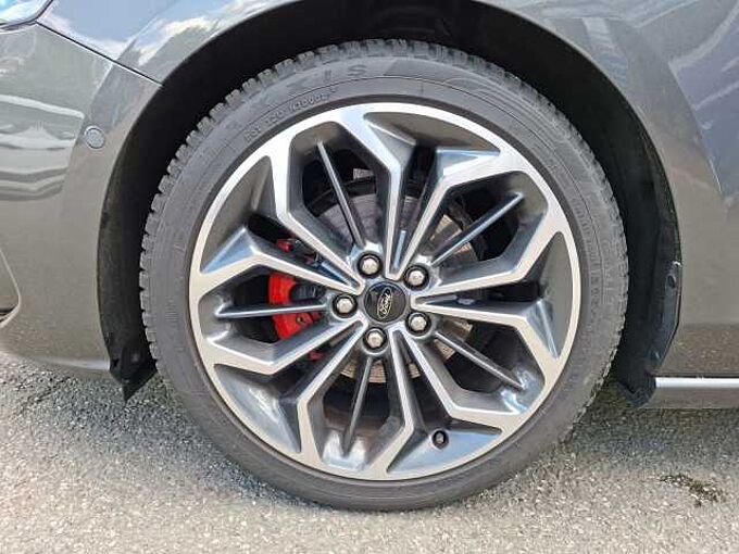Ford Focus Turnier Hybrid Automatic ST- Line X