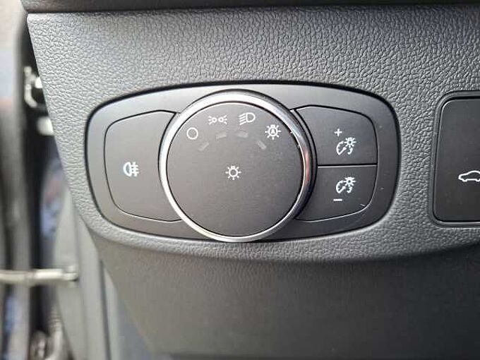 Ford Focus Turnier Hybrid Automatic ST- Line X
