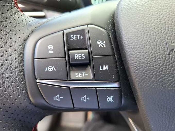 Ford Focus Turnier Hybrid Automatic ST- Line X