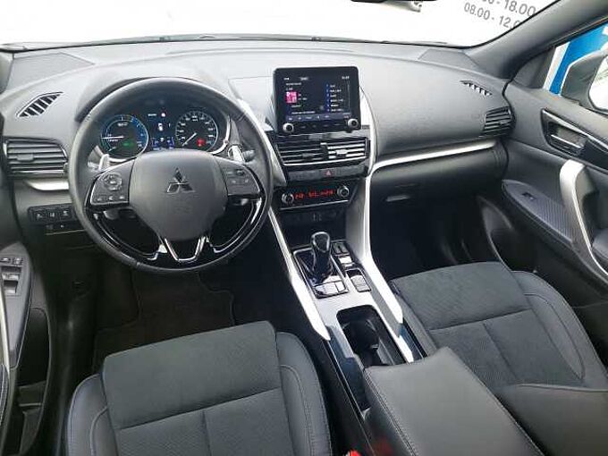 Mitsubishi Eclipse Cross Plug-in Hybrid Plus AHK 1. Hand