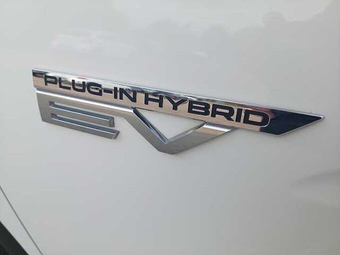 Mitsubishi Eclipse Cross Plug-in Hybrid Plus AHK 1. Hand