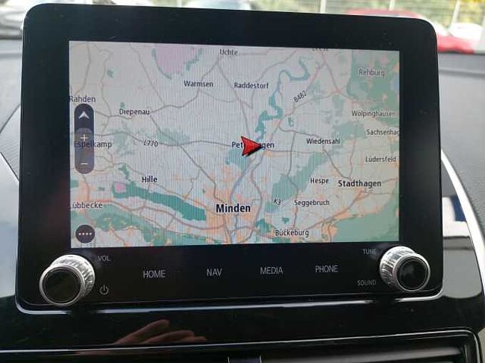 Mitsubishi Eclipse Cross Plug-in Hybrid Plus AHK 1. Hand