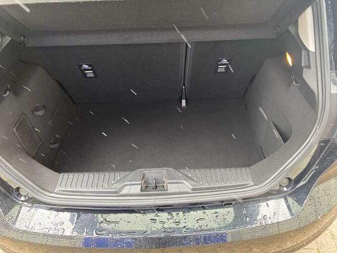 Ford Fiesta Cool&Connect Navi Wipa