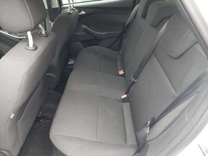 Ford Focus Turnier Business Klimaautom. LM