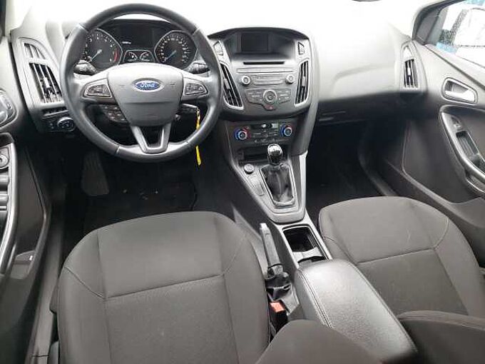 Ford Focus Turnier Business Klimaautom. LM