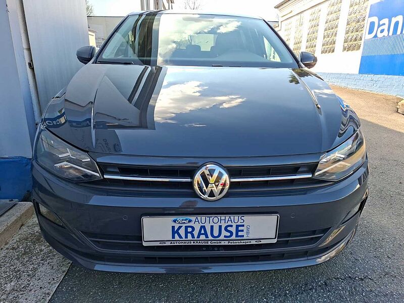 Volkswagen Polo VI 1.0 Comfortline