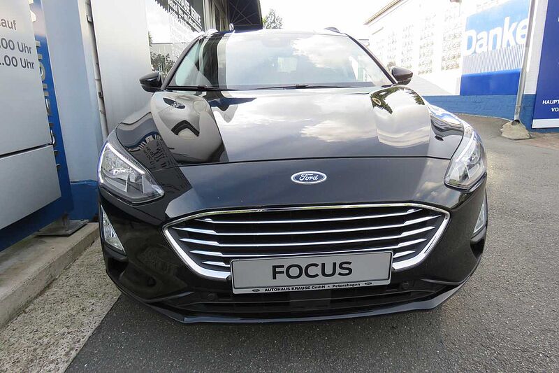 Ford Focus Turnier Titanium Hybrid Navi LED