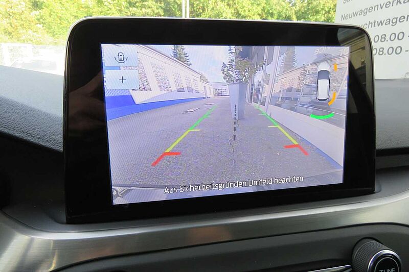 Ford Focus Turnier Titanium Hybrid Navi LED