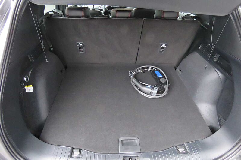 Ford Kuga PHEV ST-LINE X/Pano/AHK/20 Zoll Alu
