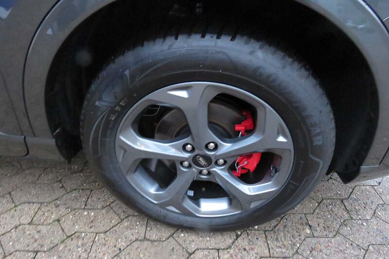 Ford Kuga 2.5 PHEV ST-Line X -30%Pano AHK