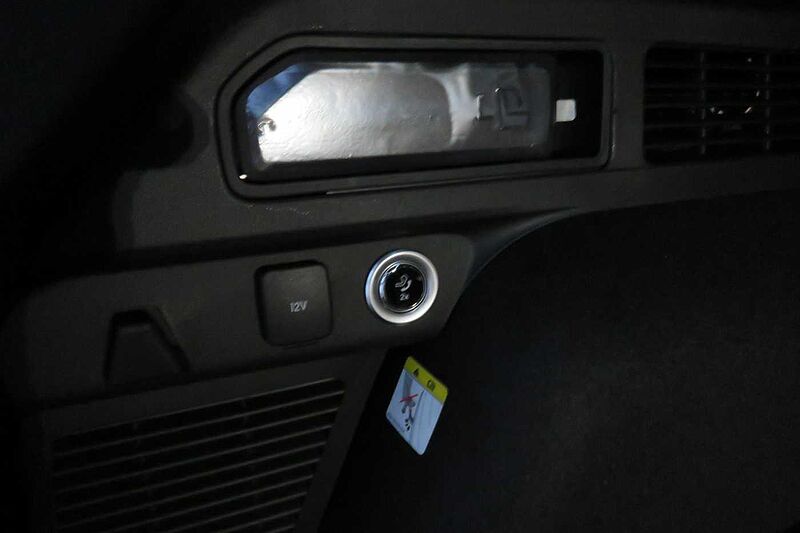 Ford Kuga 2.5 PHEV ST-Line X -30% Pano AHK