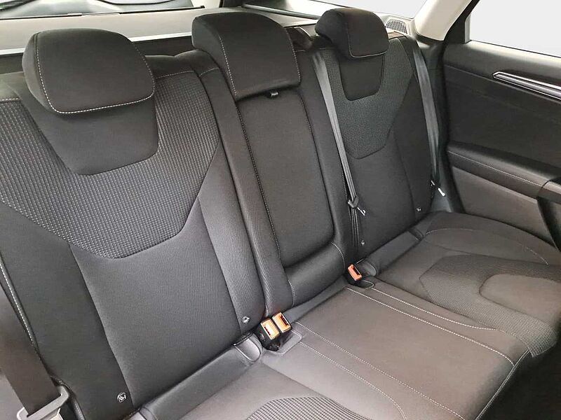 Ford Mondeo Turnier Titanium Hybrid AHK