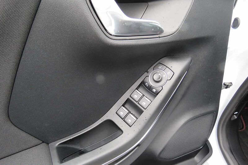 Ford Puma Hybrid ST-LINE Design Winterpaket