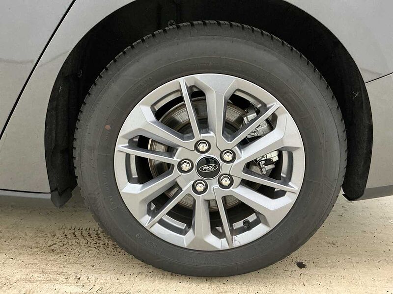 Ford Focus Titanium Hybrid Automatic Navi