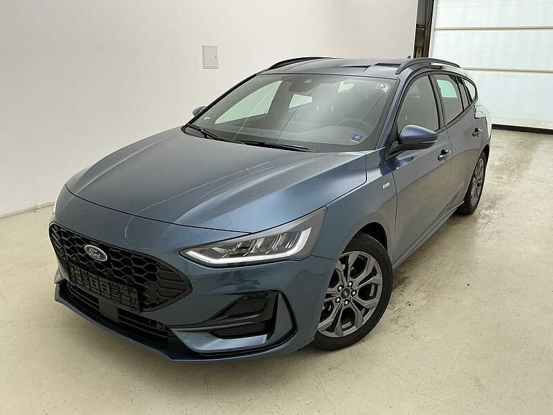 Ford Focus Automaitic Hybrid ST-Line AHK