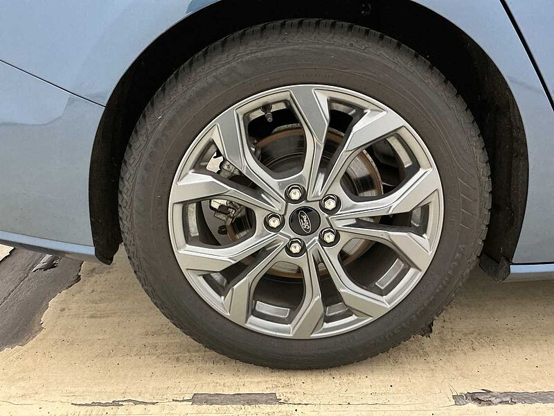 Ford Focus Automaitic Hybrid ST-Line AHK