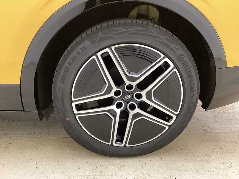 Ford Capri Premium AHK