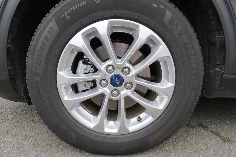 Ford Kuga 2.5 PlugIn Hybrid TITANIUM X AHK Navi