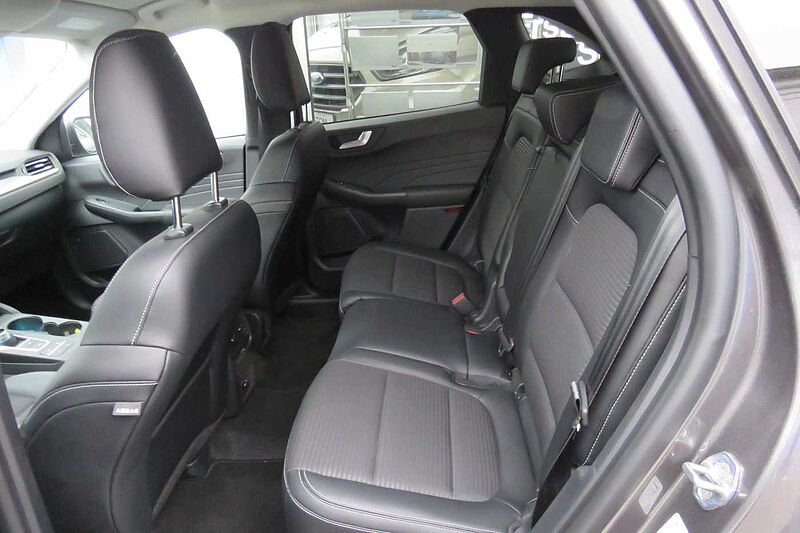 Ford Kuga 2.5 PlugIn Hybrid TITANIUM X AHK Navi