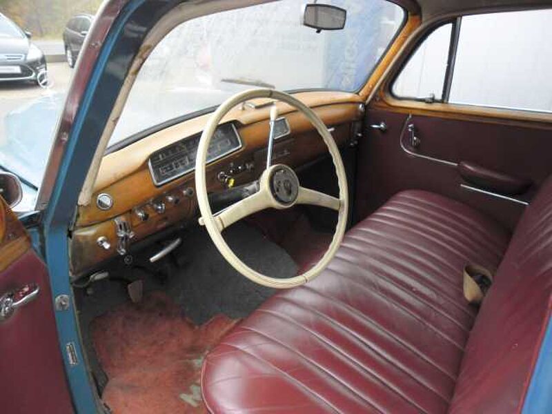 Mercedes-Benz Verkauft : 220 S Ponton/ Faltdach