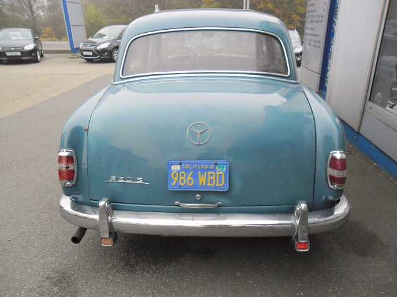 Mercedes-Benz Verkauft : 220 S Ponton/ Faltdach