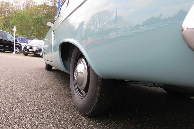 Ford Verkauft : Taunus 17M P2 Standard 2-türig