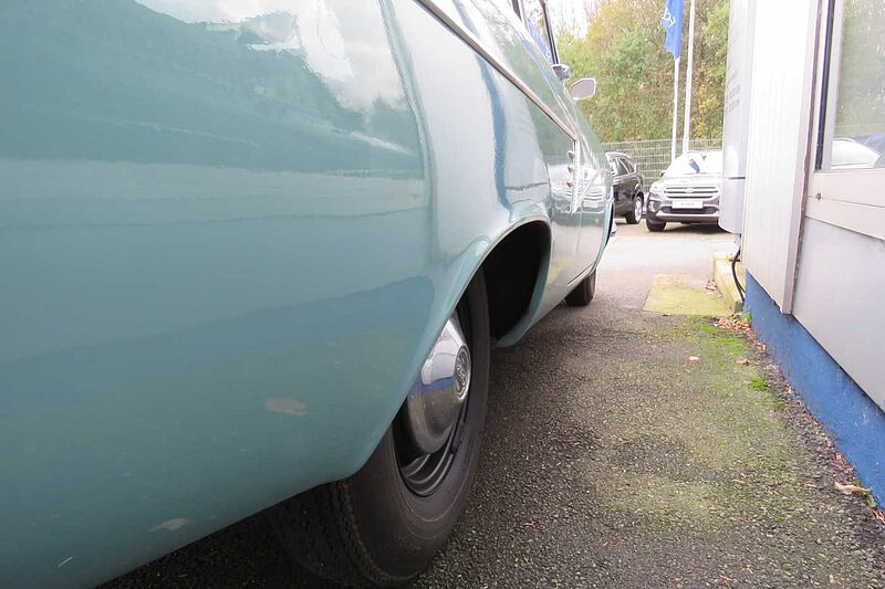 Ford Verkauft : Taunus 17M P2 Standard 2-türig