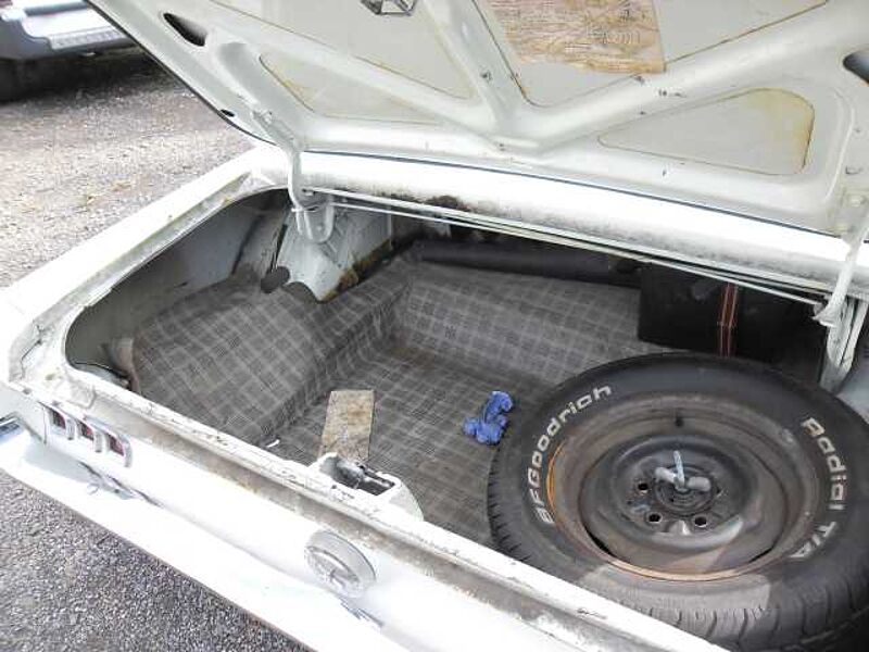 Ford Verkauft : Mustang Coupe V8 Automatic